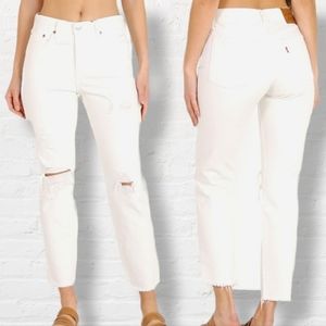 𝅺LEVI'S Wedgie Icon Fit High Rise White Distressed Straight Leg Jean Size 27